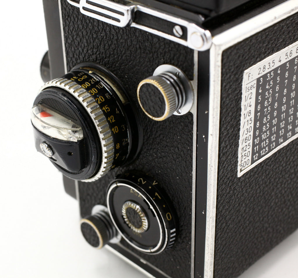 Occ- Rollei Rolleiflex 3.5F Model 3 Planar 75mm F/3.5 SN:2828711 12 mnd gar