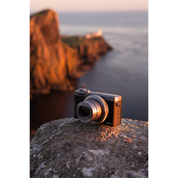 Canon Powershot G7X Mark III Silber Battery Kit