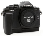 Occ- Olympus OM-D EM10 Mark II Body Zwart + ECG-3 Grip SN:BHLA91014 12 mnd gar