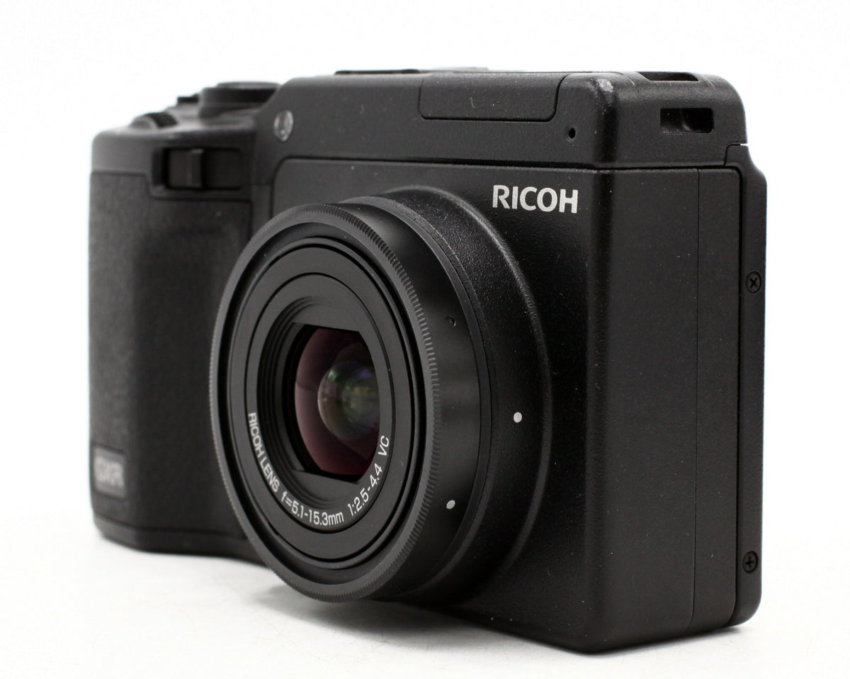 Occ- Ricoh GXR body + GXR A12 M-mount adapter + lens S10 (24-72mm) + lens P10 (28-300) en zoeker (VF-2) SN:WD18100799, XD04101125, WF03103737, WL04102321, WH00100261 12 mnd gar (8)