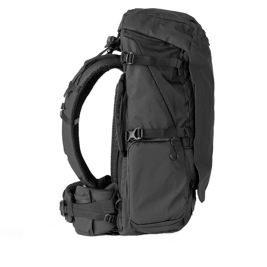 Wandrd Fernweh M/L Black Photo Bundle