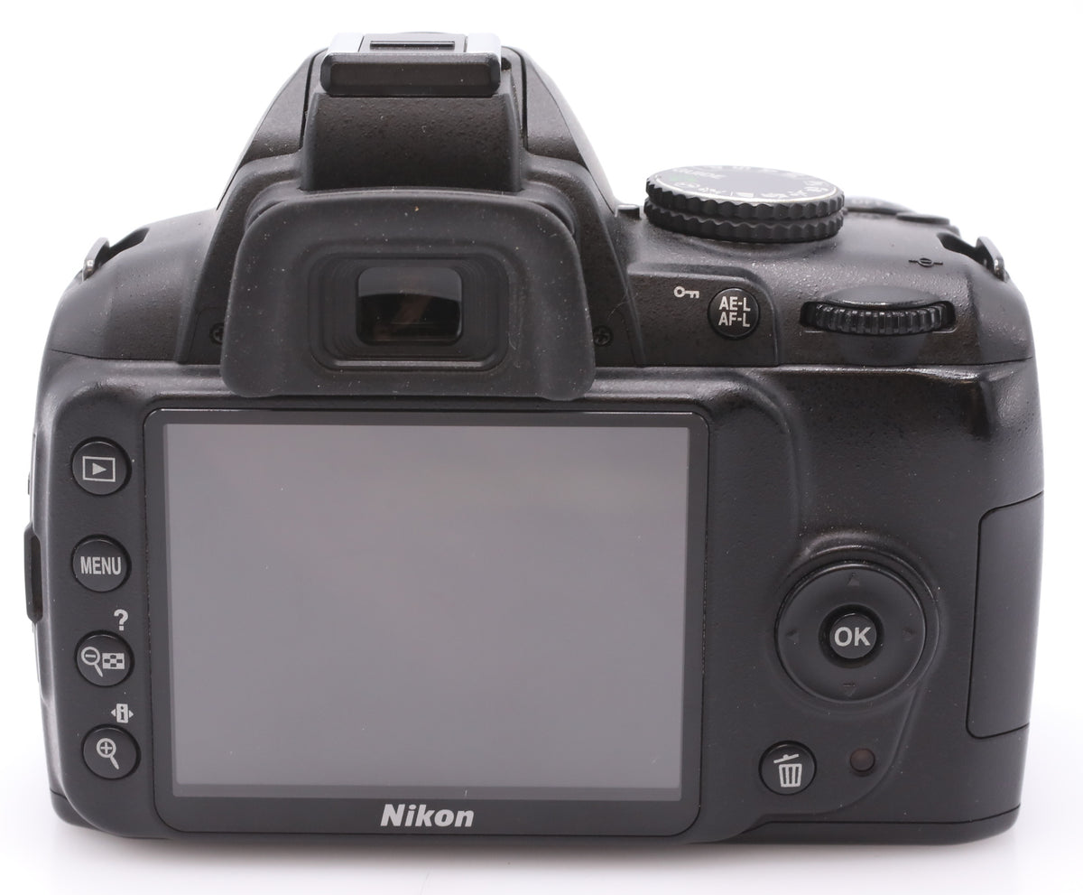 Nikon D3000 body occasion
