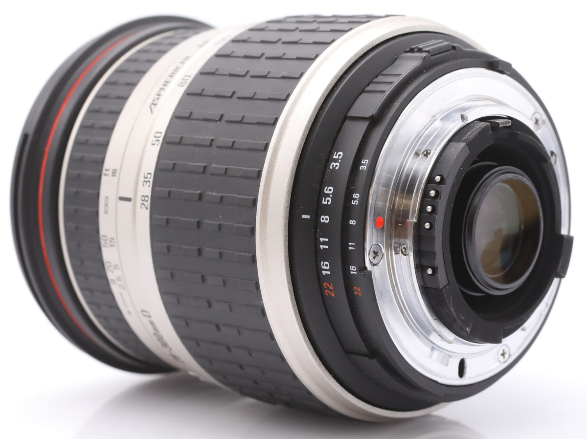 Sigma 28-300mm F/3.5-6.3 Aspherical IF Compact Hyperzoom voor Nikon occasion