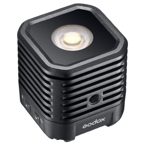 Godox WL4B - Waterproof LED light with built-in battery