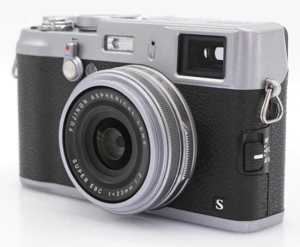 Fujifilm Finepix X100S Silver + TCL-X100 Teleconverter Lens zwart occasion