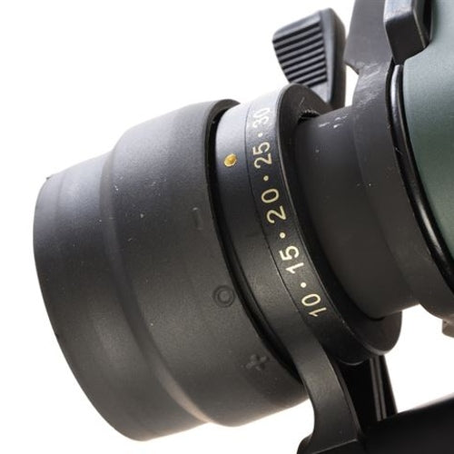 Konus Kegelfernglas Newzoom 8-24x50