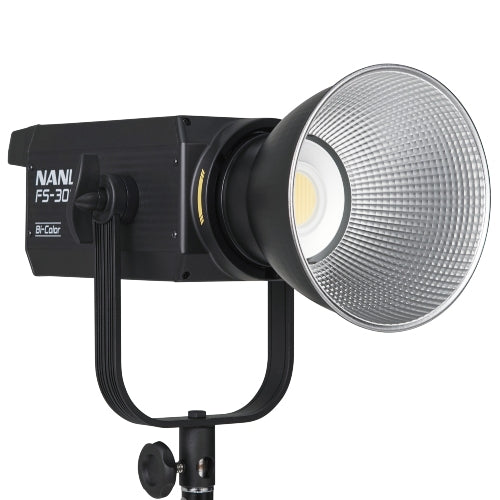 Nanlite FS300B LED triple kit (w/ light stand and softbox)