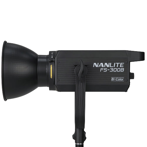Nanlite FS300B LED triple kit (w/ light stand and softbox)