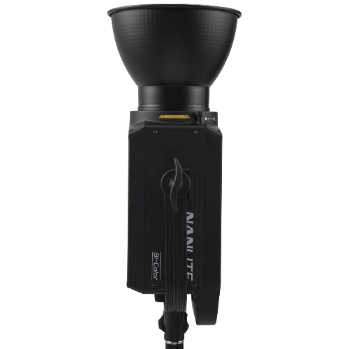 Nanlite FS300B LED triple kit (w/ light stand and softbox)