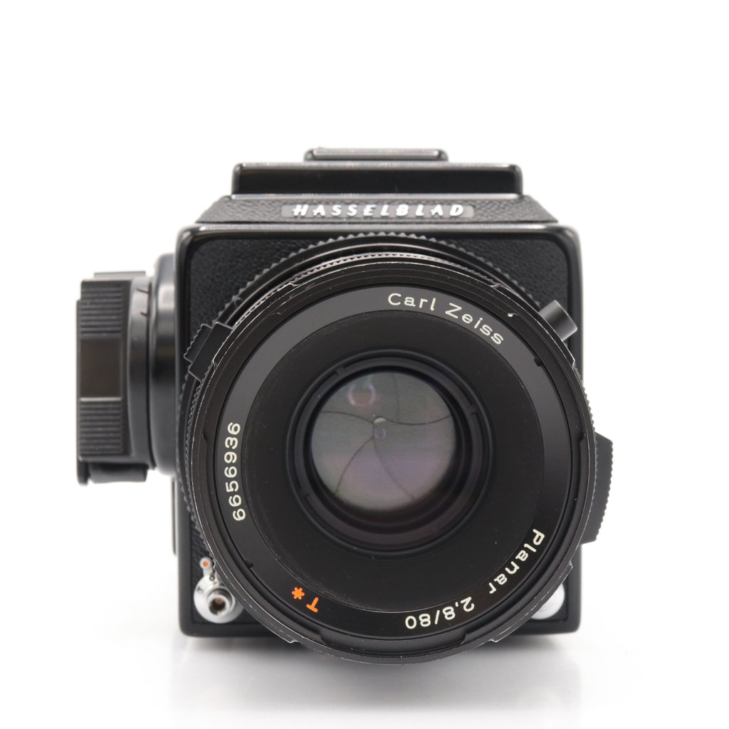 Hasselblad 503CX + 80mm F/2.8 Planar CF + A12 filmback occasion