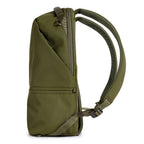 Urth Arkose 20L Backpack (green)
