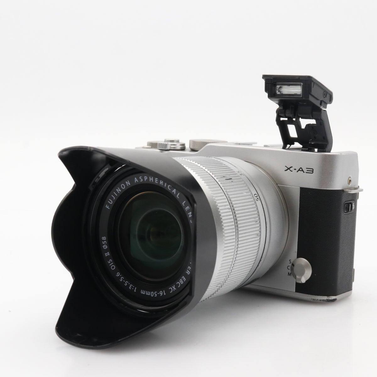 Fujifilm X-A3 black/silver + 16-50mm OIS II zilver occasion