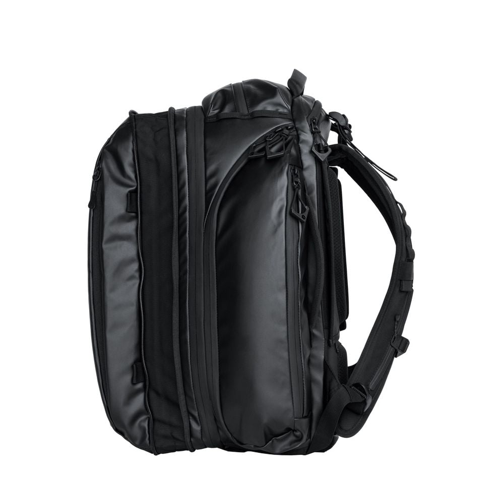 WANDRD Transit 35L Travel Backpack Schwarz