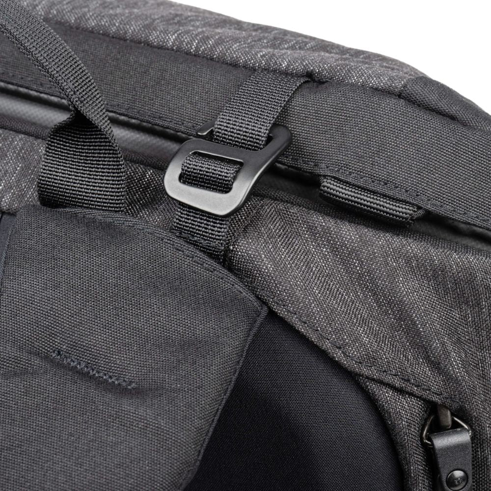 Think Tank SpeedTop 30 Rucksack Graphit
