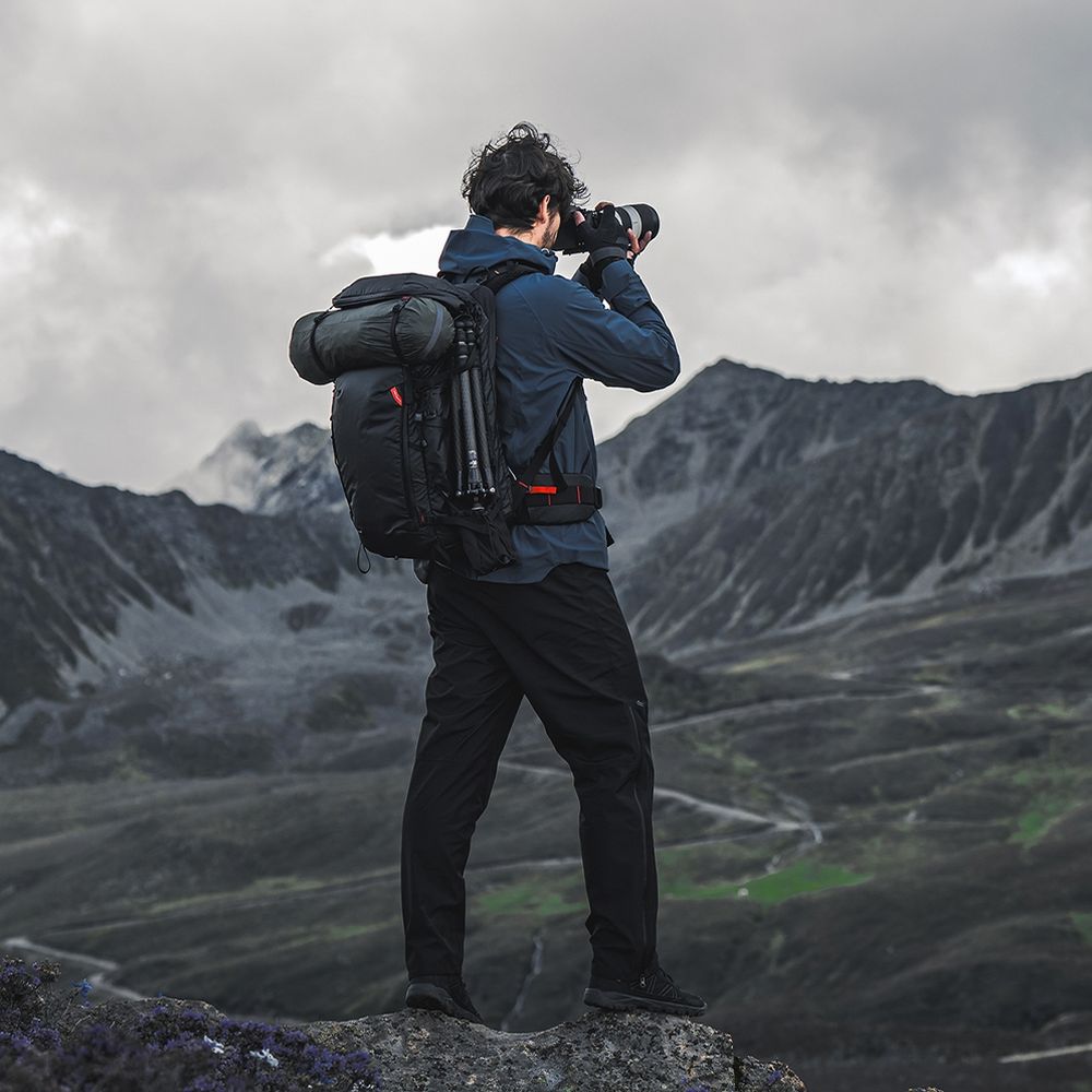 PGYTECH OnePro Flex Backpack 40L (Space Black) + Kameraeinsatz L