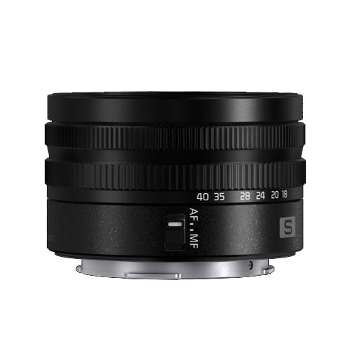Panasonic Lumix S9 Jet Black + Lumix S 18-40mm f/4.5-6.3