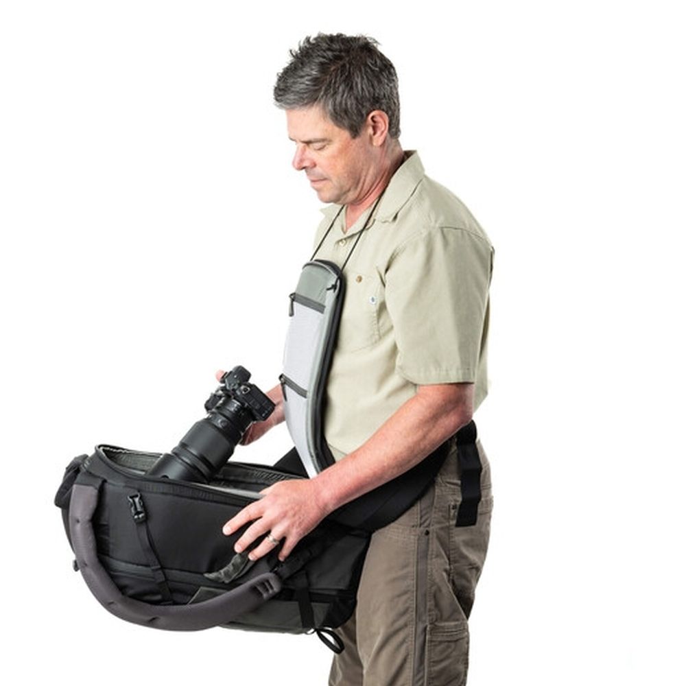 Think Tank BackLight 26L Schiefer Schwarz