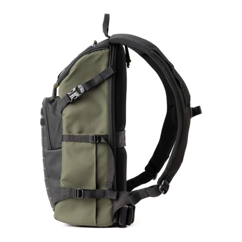 Think Tank DarkLight Backpack 14L - montane grün