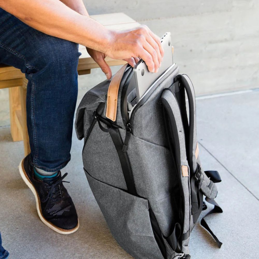 Peak Design Everyday Rucksack 20L V3 - anthrazit