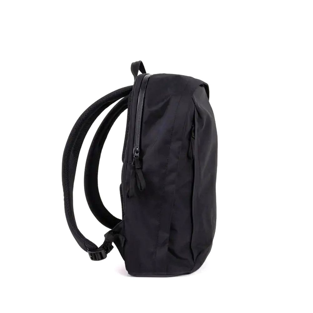 Moment Everything Backpack - 21L Overnight - schwarz