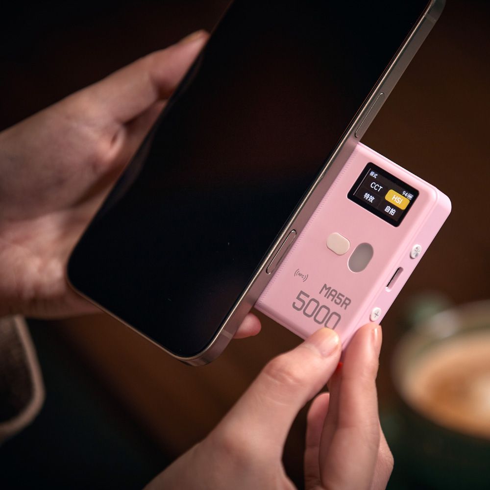 Godox MA5R Mobile Power Bank & RGB LED light pink