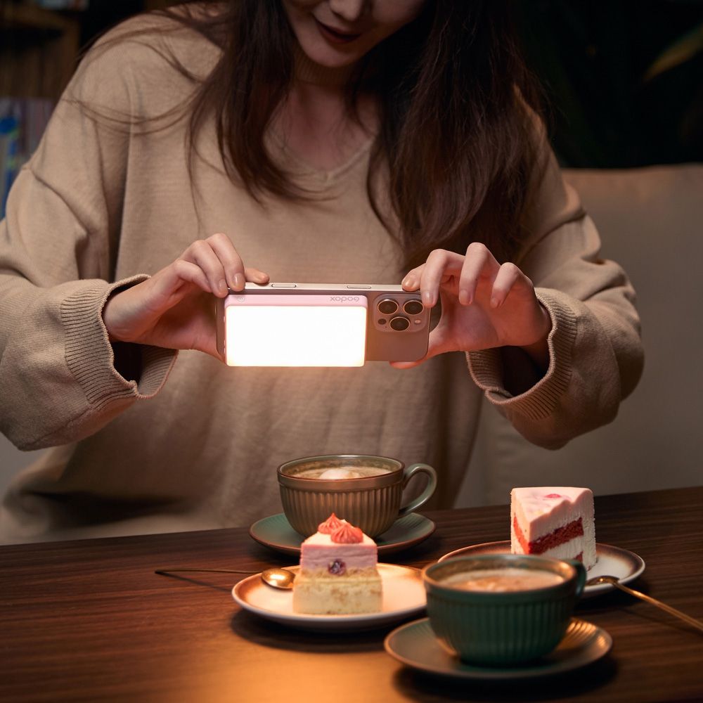 Godox MA5R Mobile Power Bank & RGB LED light black