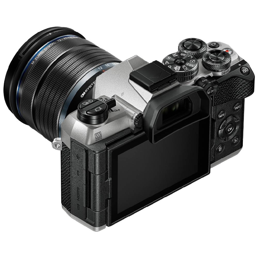 OM SYSTEM OM-5 Mark II silver + 12-45mm f/4.0 Pro