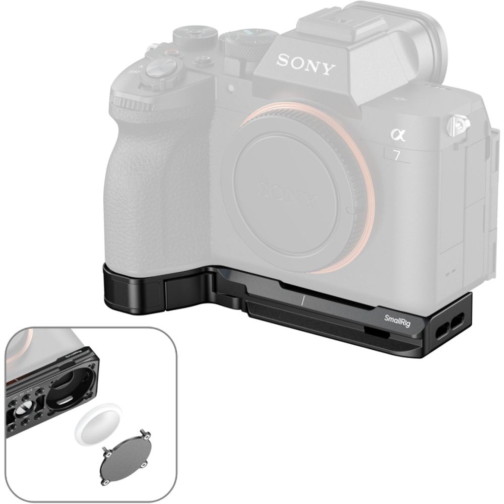 SmallRig 6033 Baseplate with AirTag Slot for Sony Alpha 7 V / 7R V / 7 IV
