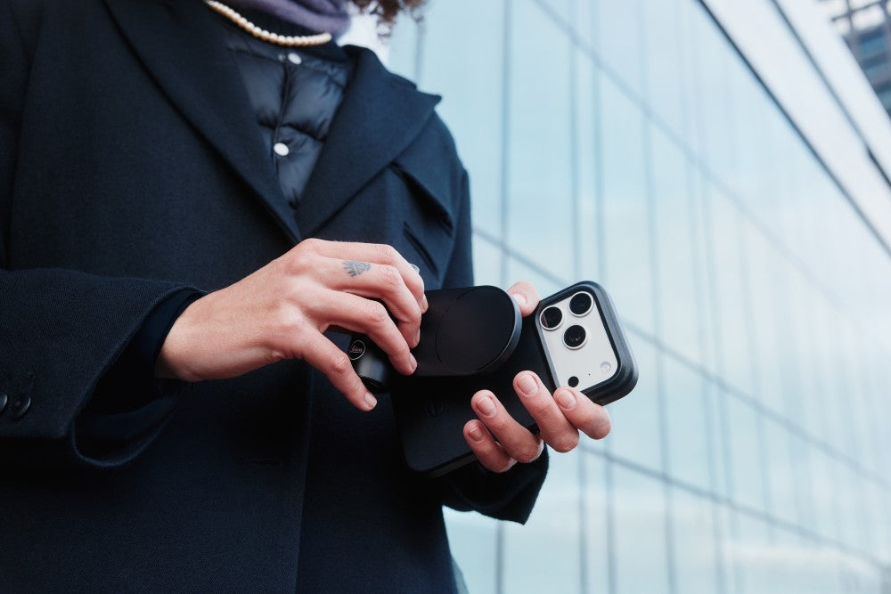 Leica 18874 LUX Schutzhülle iPhone 17 Pro Max – Schwarz