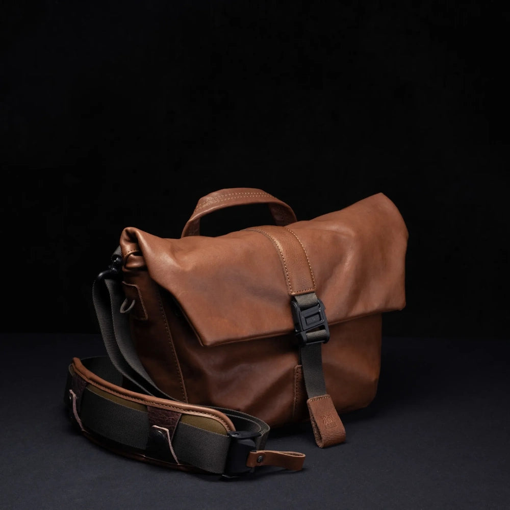 Wotancraft Pilot Travel Kamera Bag 7L – Braunes Leder