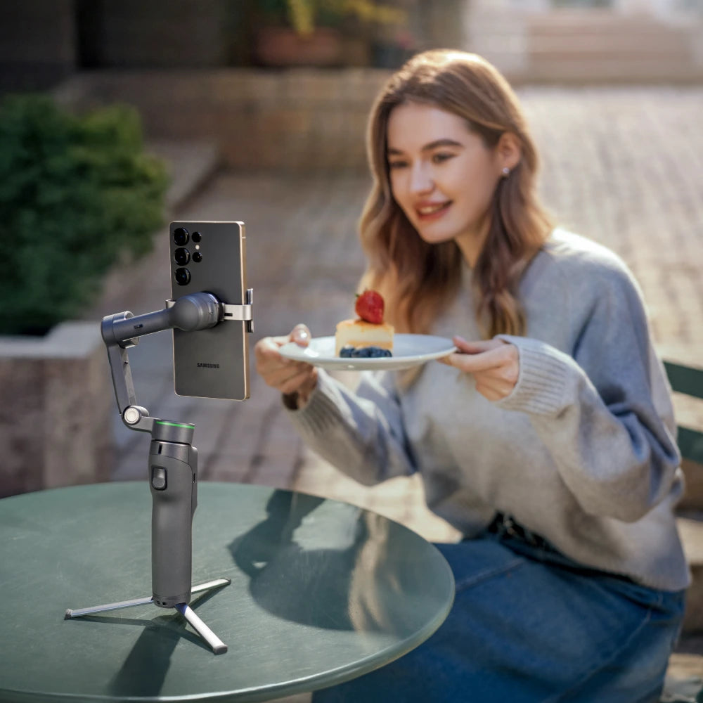 DJI Osmo Mobile 8P Advanced Tracking Combo