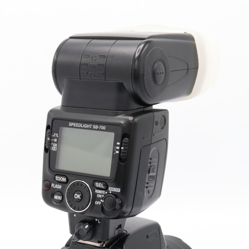 Nikon Speedlight SB-700 gebraucht