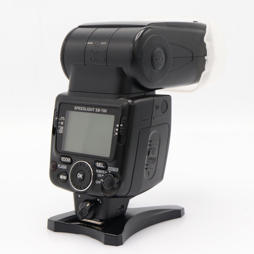 Nikon Speedlight SB-700 gebraucht