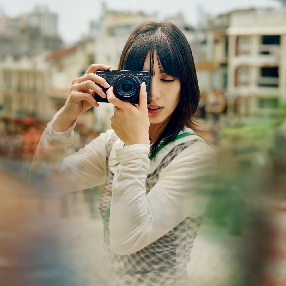 Panasonic Lumix DC-L10 Silber