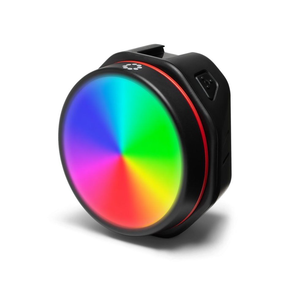 Sony A6700 + 16-55mm f/2.8 + Joby Beamo Reel Color RGB Video-LED-Lampe