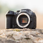 Canon EOS R7 Body + Joby Stativ
