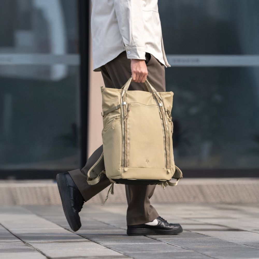 PGYTECH OneGo Roamer Tote Backpack 25L - Sand Khaki