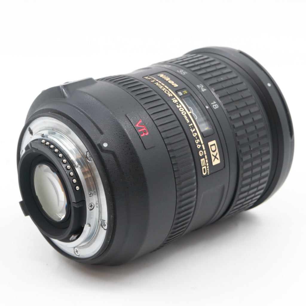 Nikon AF-S 18-200mm F/3.5-5.6G ED DX VR gebraucht