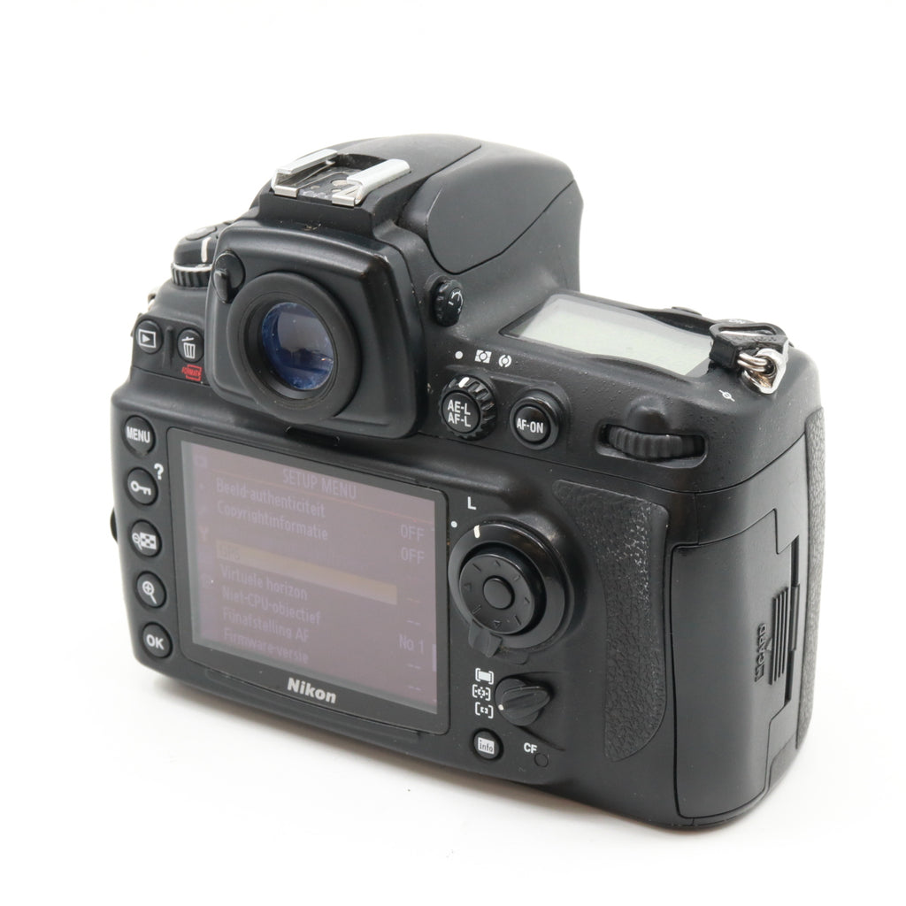 Nikon D700 body used