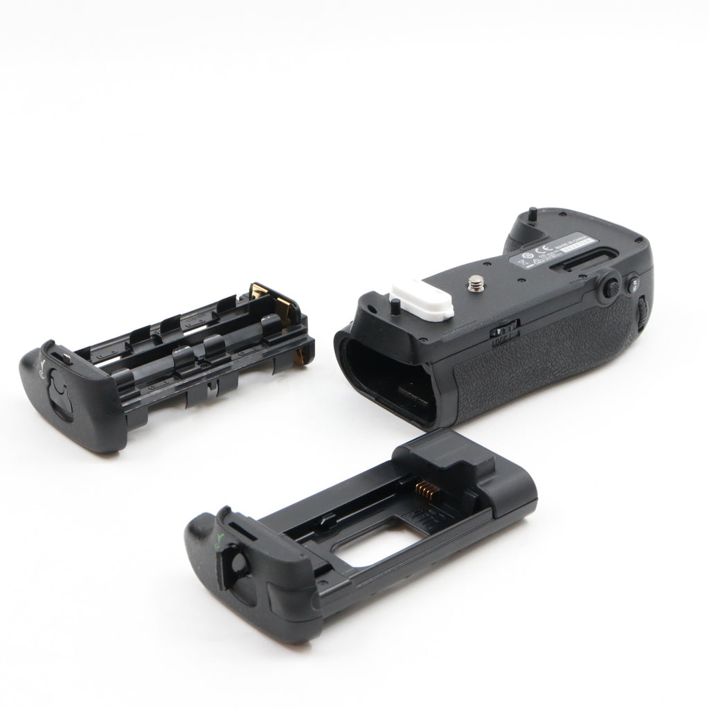 Nikon MB-D17 batterygrip used