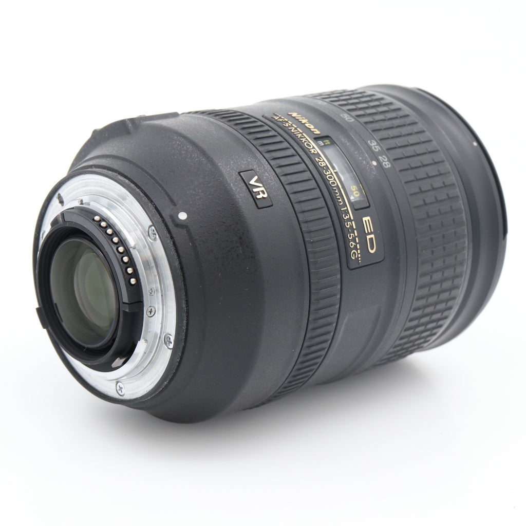 Nikon AF-S 28-300mm F/3.5-5.6G ED VR gebraucht