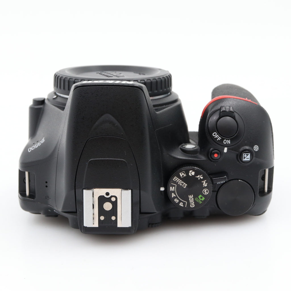 Nikon D3500 Gehäuse gebraucht