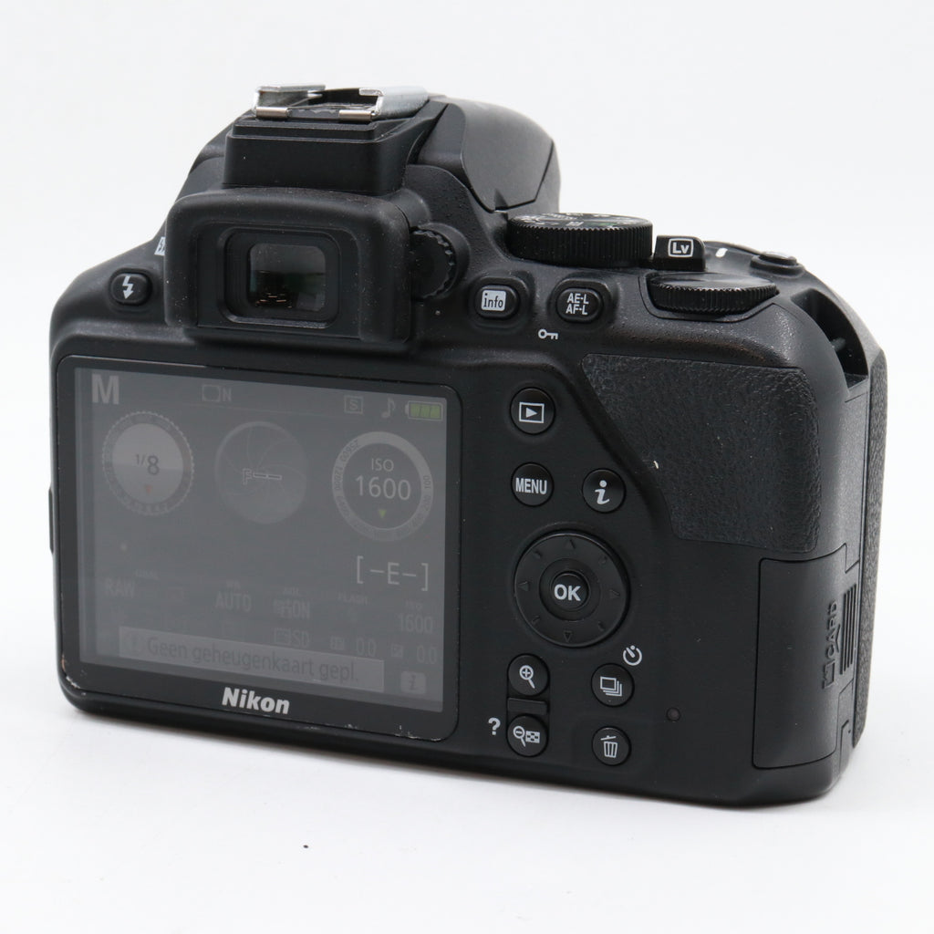 Nikon D3500 Gehäuse gebraucht