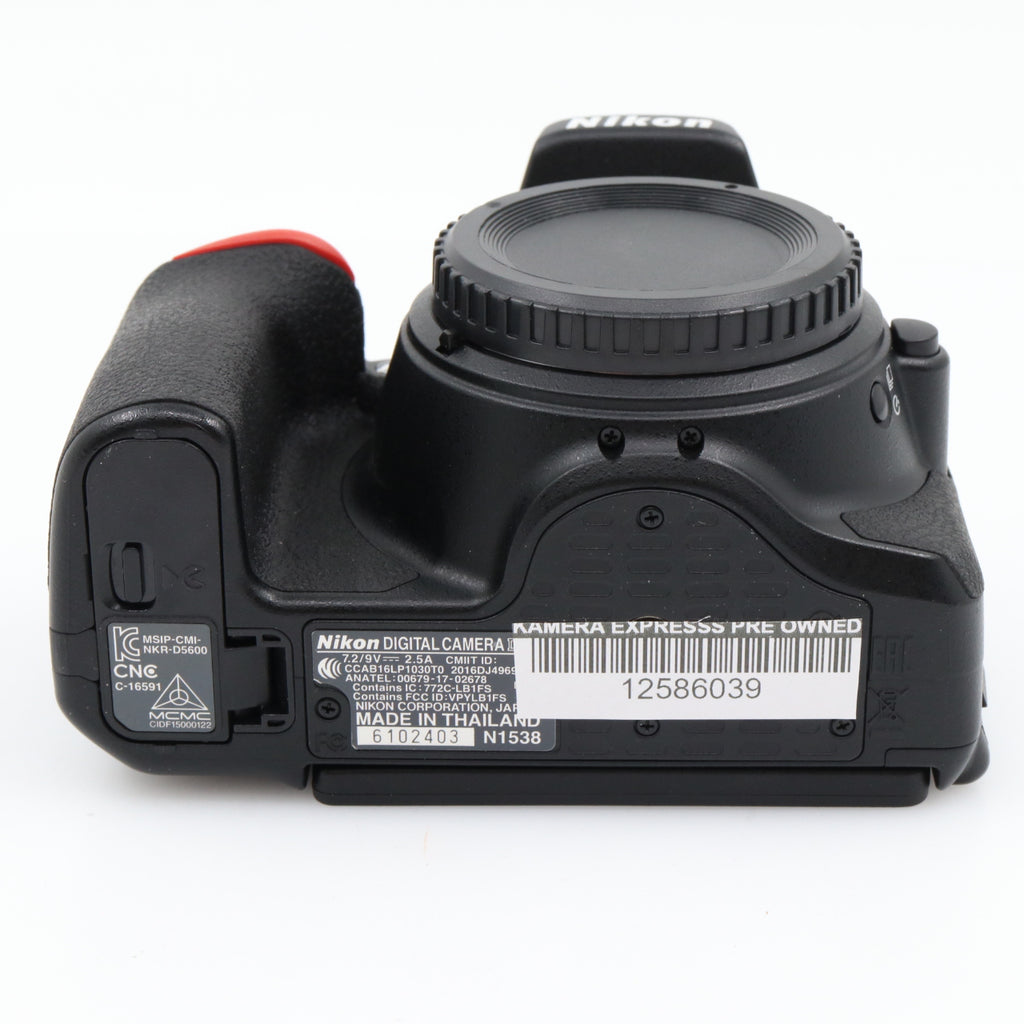 Nikon D5600 Gehäuse gebraucht