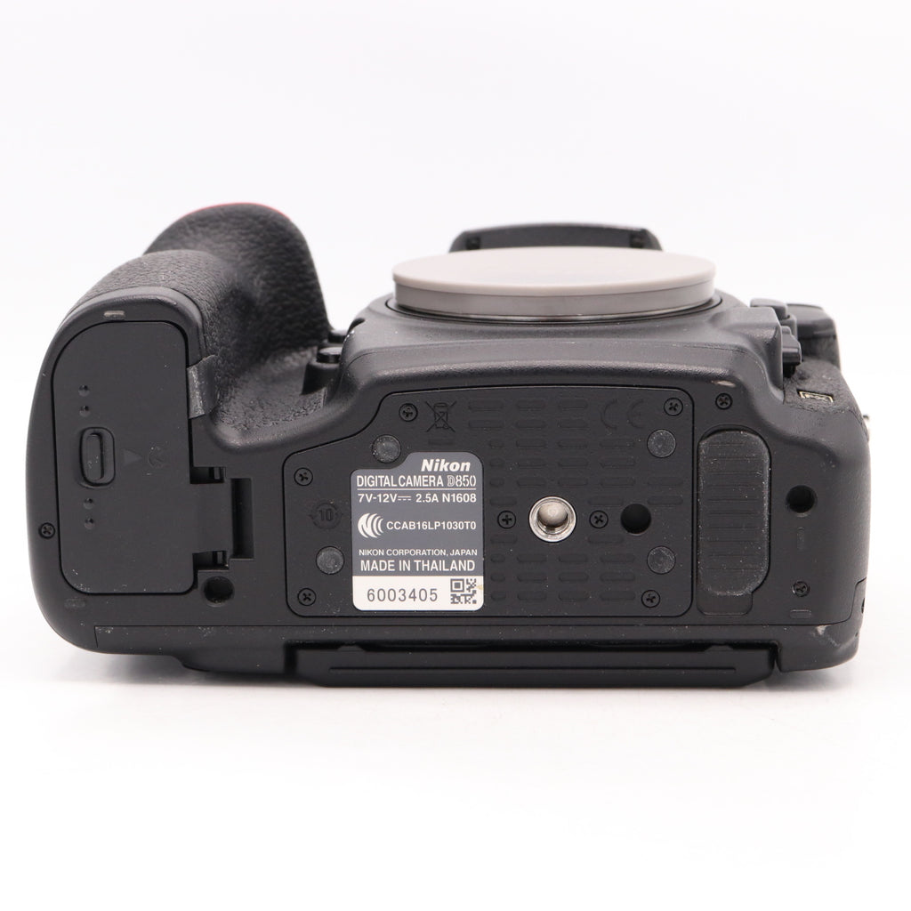 Nikon D850 Gehäuse gebraucht