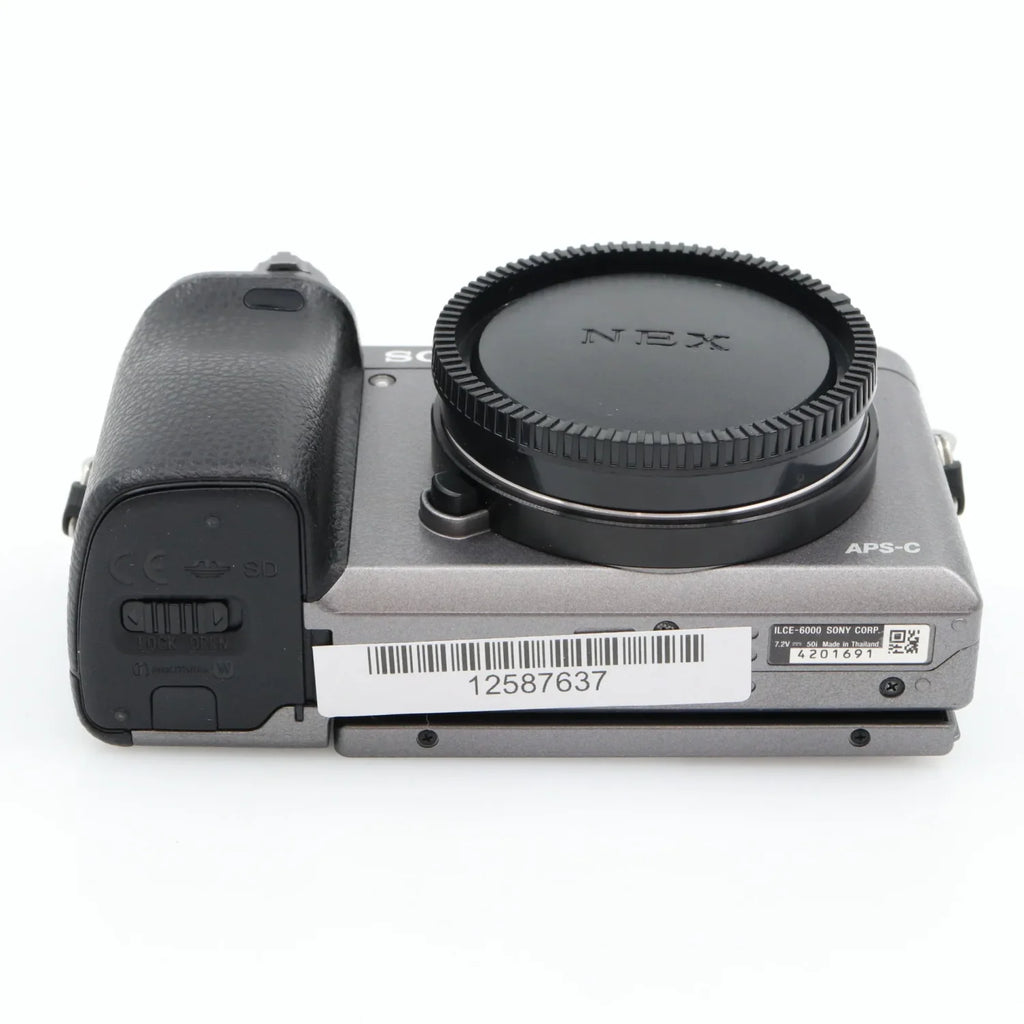 Sony A6000 Gehäuse silber gebraucht