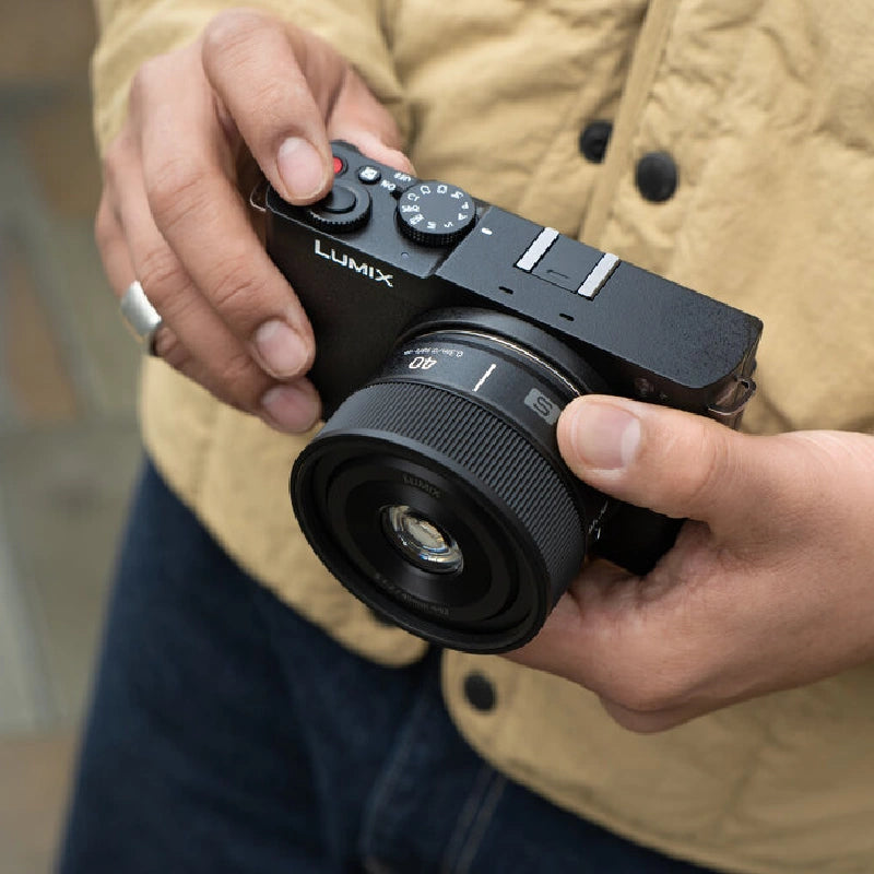 Panasonic Lumix DC-S1 Mark II + Lumix S 40mm f/2.0 black