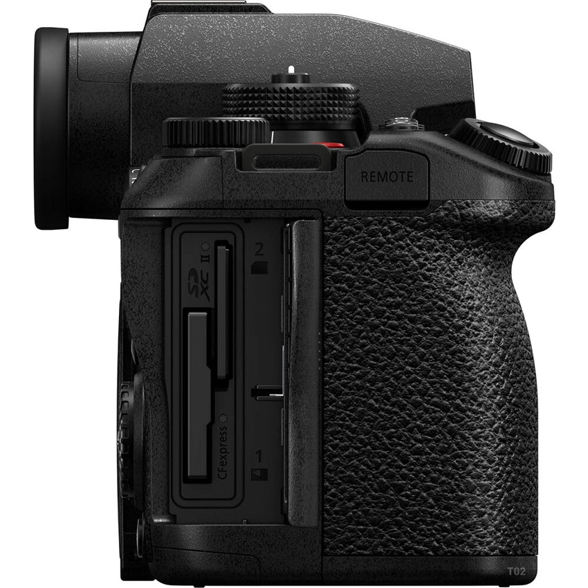 Panasonic Lumix DC-S1 Mark II + Lumix S 40mm f/2.0 black