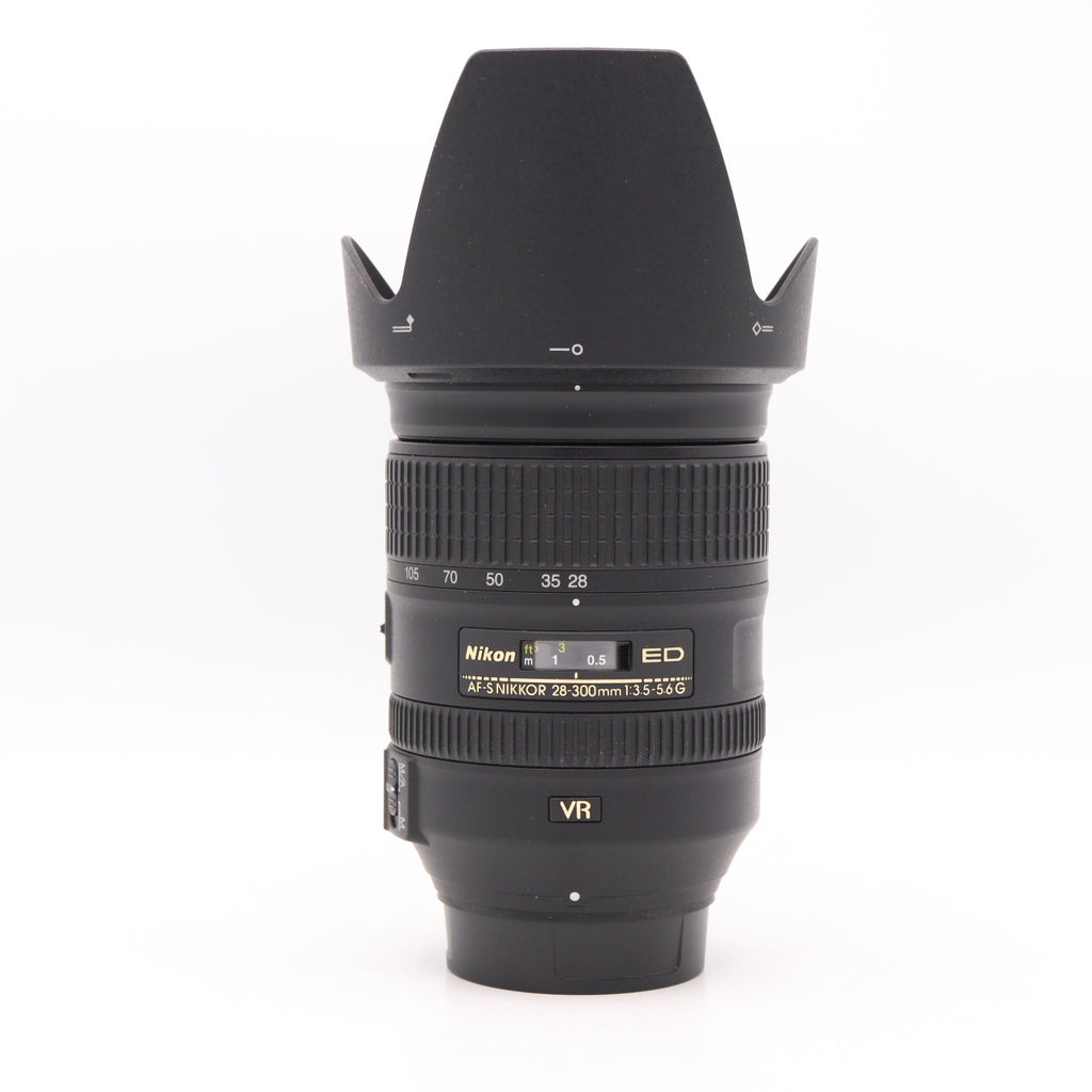 Nikon AF-S 28-300mm F/3.5-5.6G ED VR gebraucht