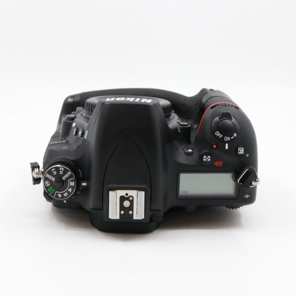 Nikon D750 + MB-D16 gebraucht